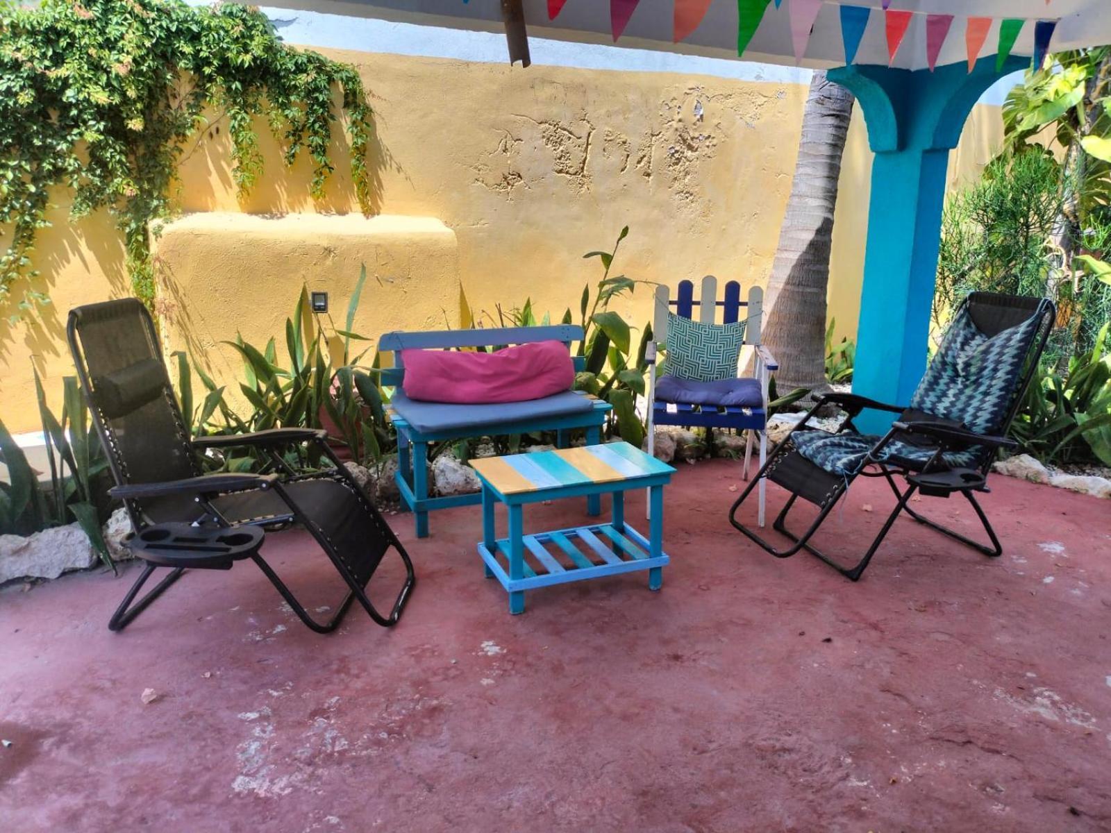 Malecon Beach House In Progreso 1 Block From Beach Kültér fotó